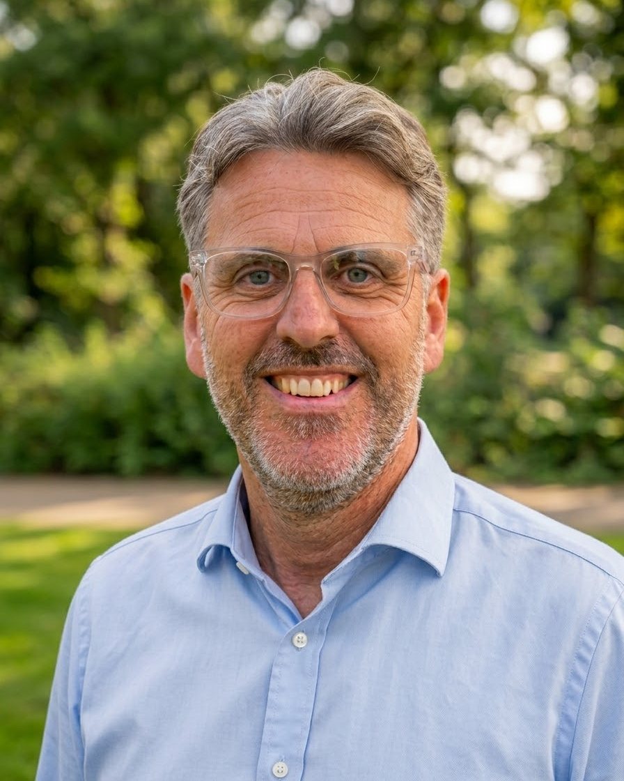 Martijn Beekhuizen, buiten in het groen